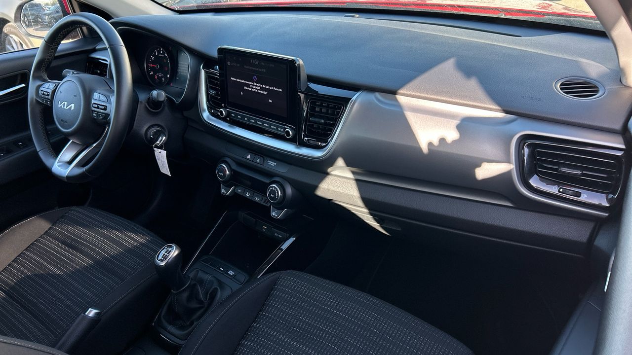 Kia Stonic 1.0 T-GDI MHEV IMT 74KW DRIVE 100 5P