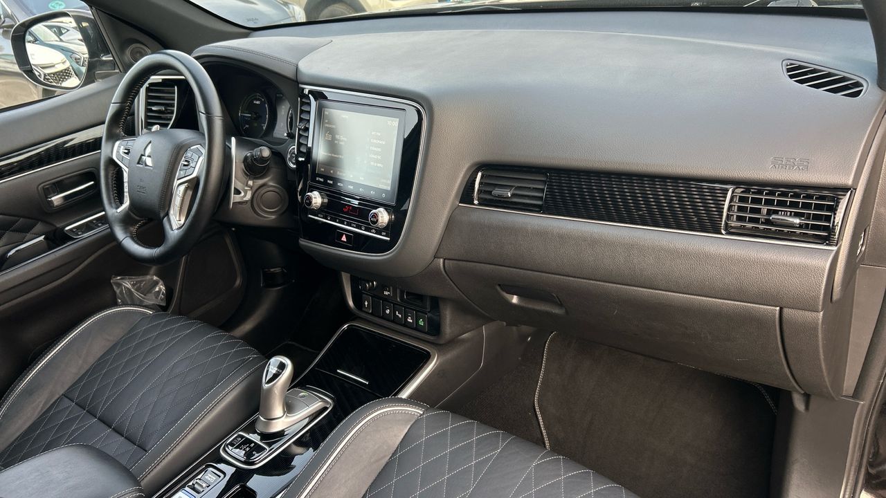 Mitsubishi Outlander PHEV KAITEKI+ MY20