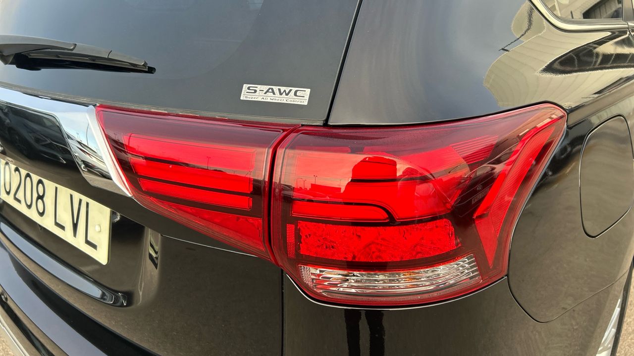 Mitsubishi Outlander PHEV KAITEKI+ MY20