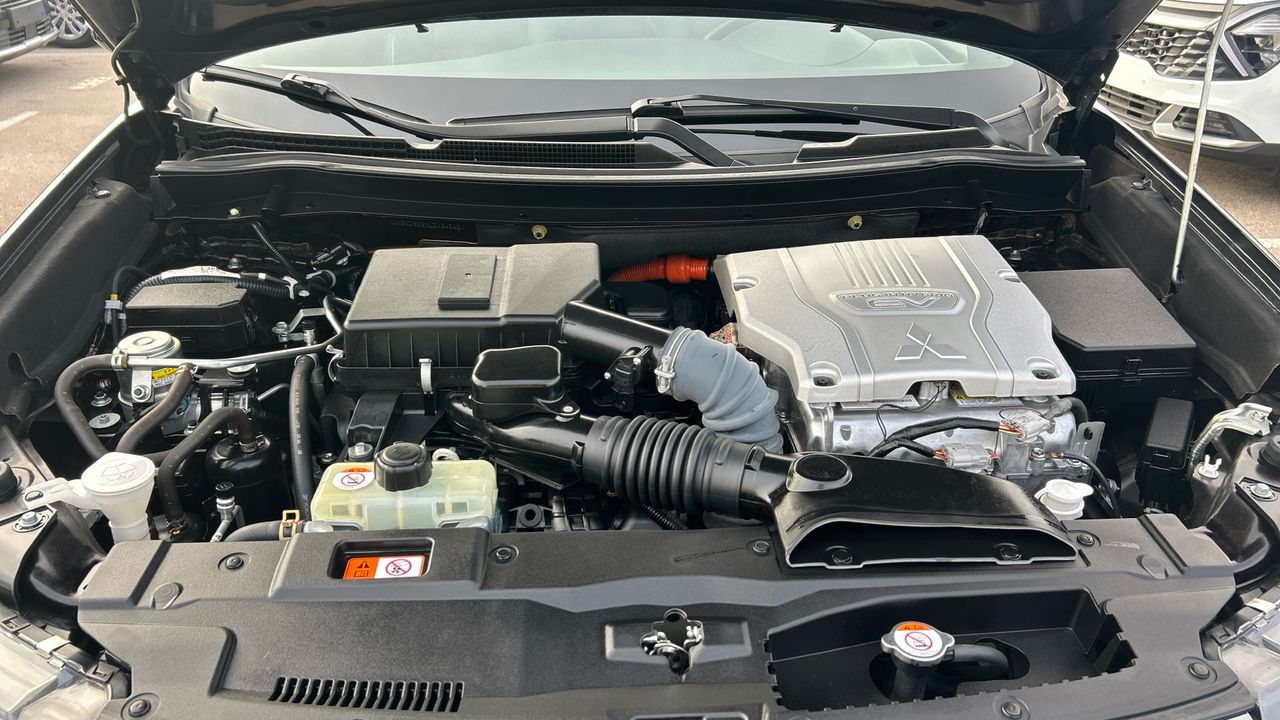 Mitsubishi Outlander PHEV KAITEKI+ MY20