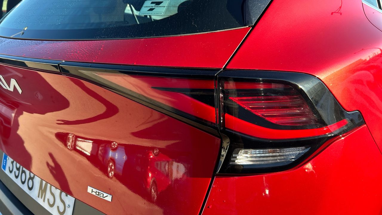 Kia Sportage 1.6 T-GDI HEV DRIVE AUTO 230 5P