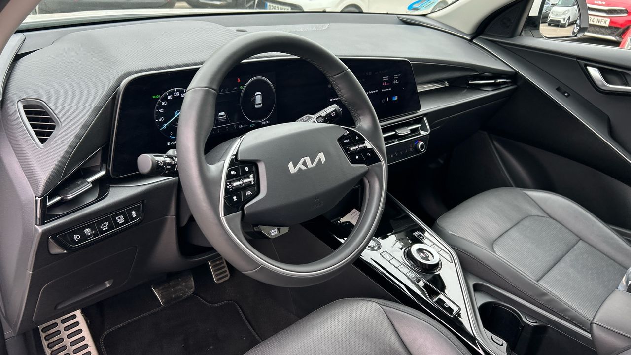 Kia Niro 1.6 GDI HEV EMOTION 141 5P