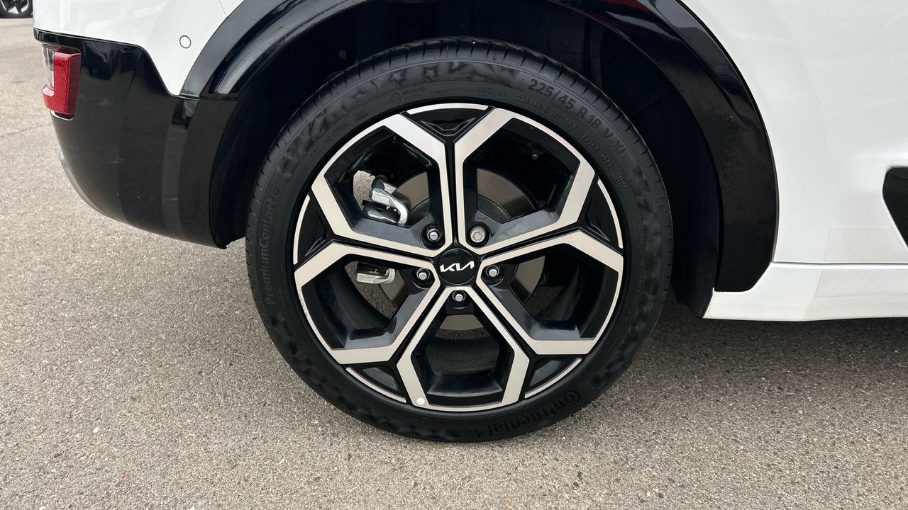 Kia Niro 1.6 GDI HEV EMOTION 141 5P