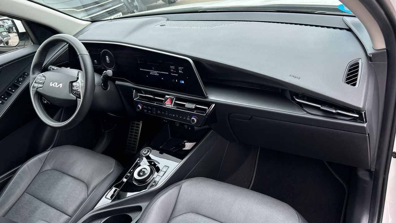 Kia Niro 1.6 GDI HEV EMOTION 141 5P