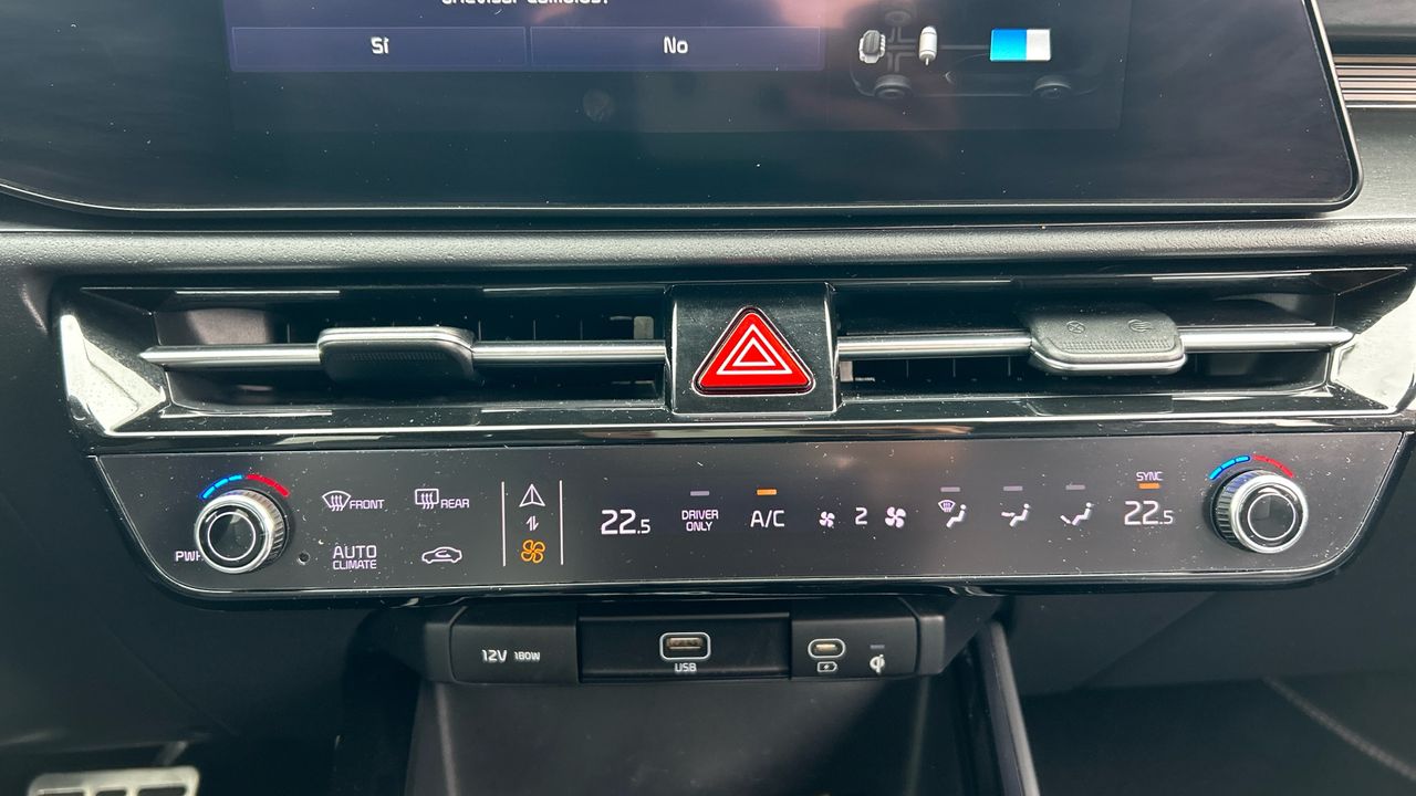 Kia Niro 1.6 GDI HEV EMOTION 141 5P