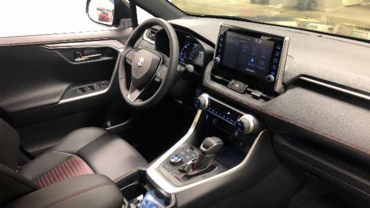 Suzuki Across 2.5 PLUG-IN HYBRID 4WD AUTO 306 5P