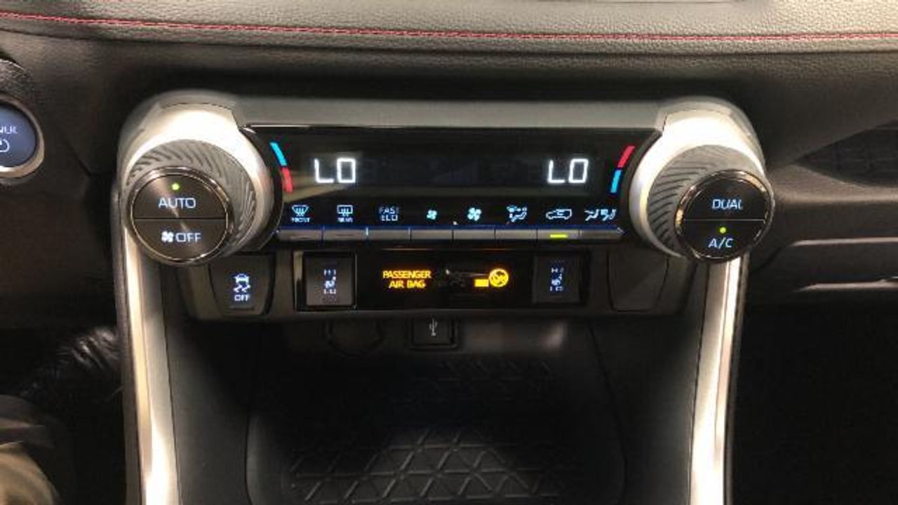 Suzuki Across 2.5 PLUG-IN HYBRID 4WD AUTO 306 5P