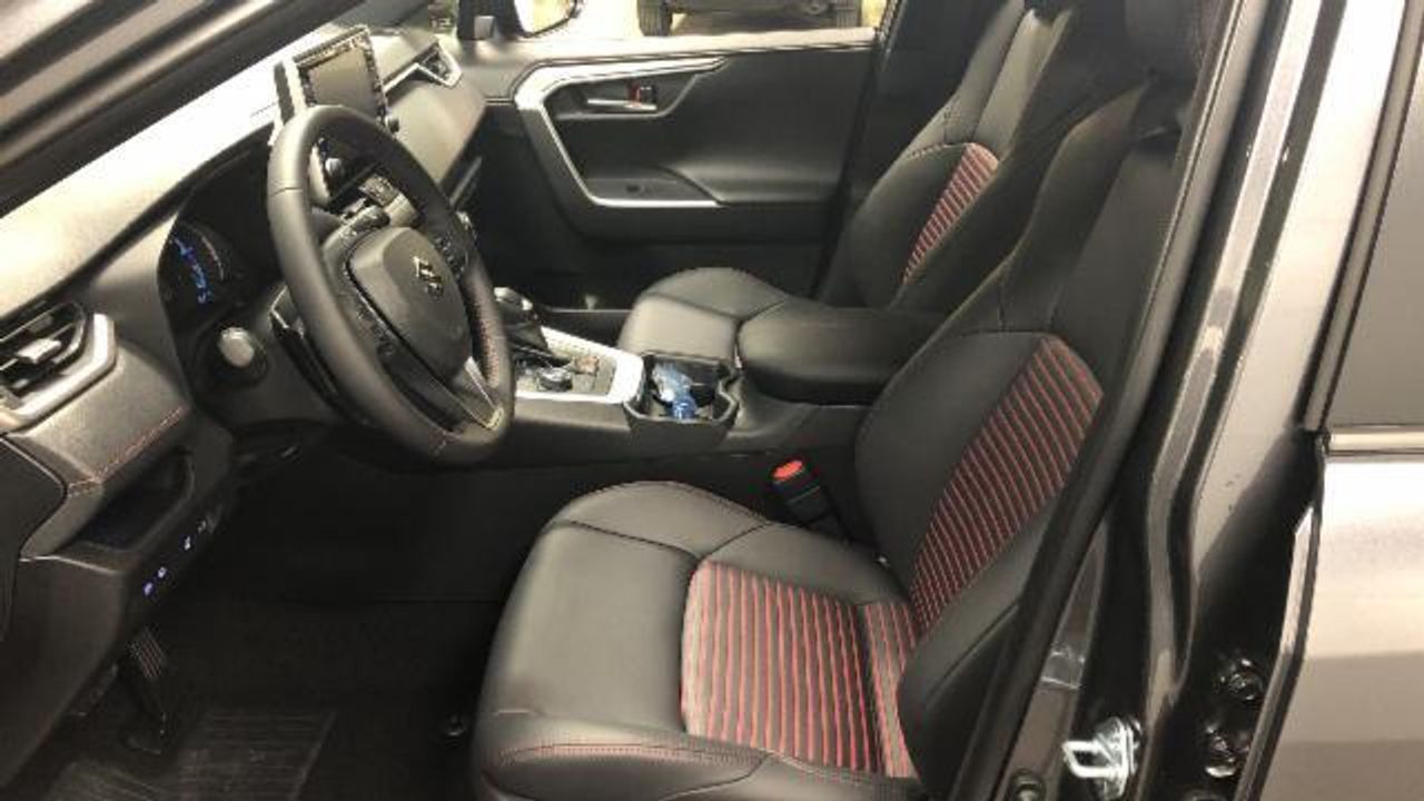 Suzuki Across 2.5 PLUG-IN HYBRID 4WD AUTO 306 5P