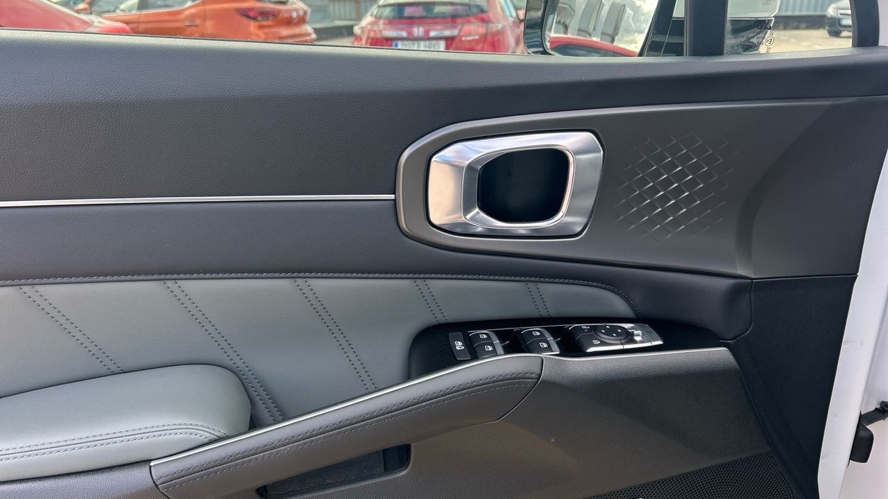 Kia Sorento 1.6 T-GDI PHEV EMOTION AUTO 4WD 252 5P 7 Plazas