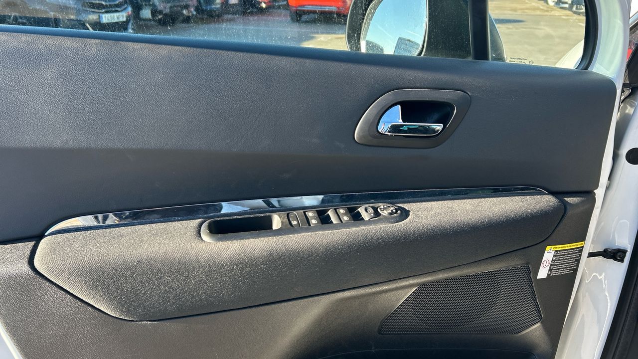 Peugeot 3008 1.2 PURETECH STYLE 130 5P