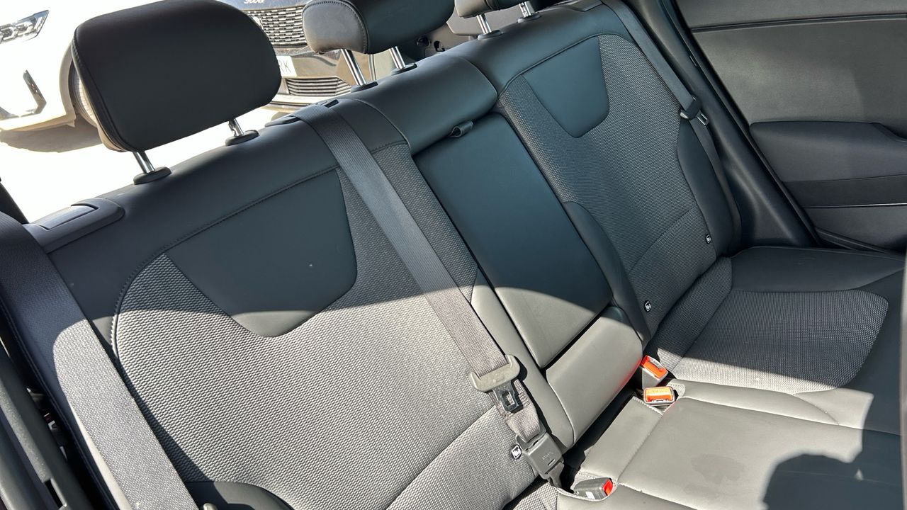 Kia Niro 1.6 GDI PHEV DRIVE 183 5P