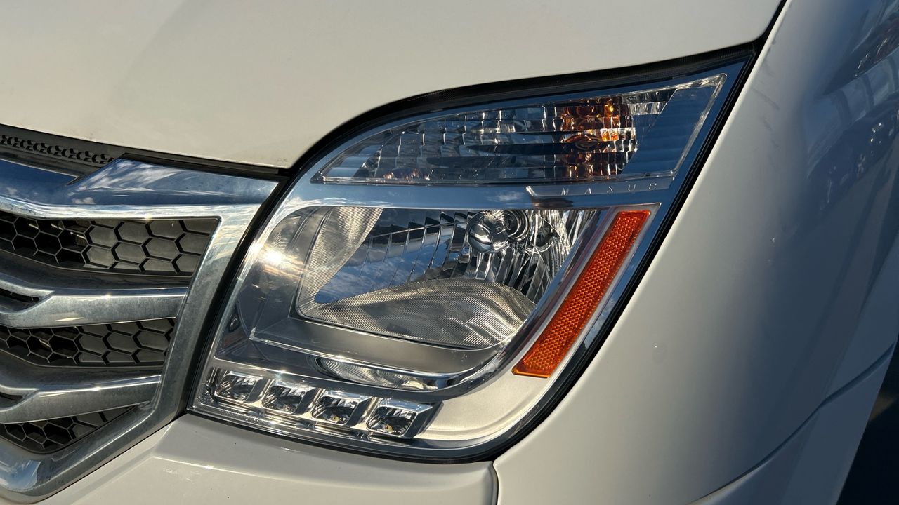 Maxus V80 2.5 V80 LWB H2 136 4P