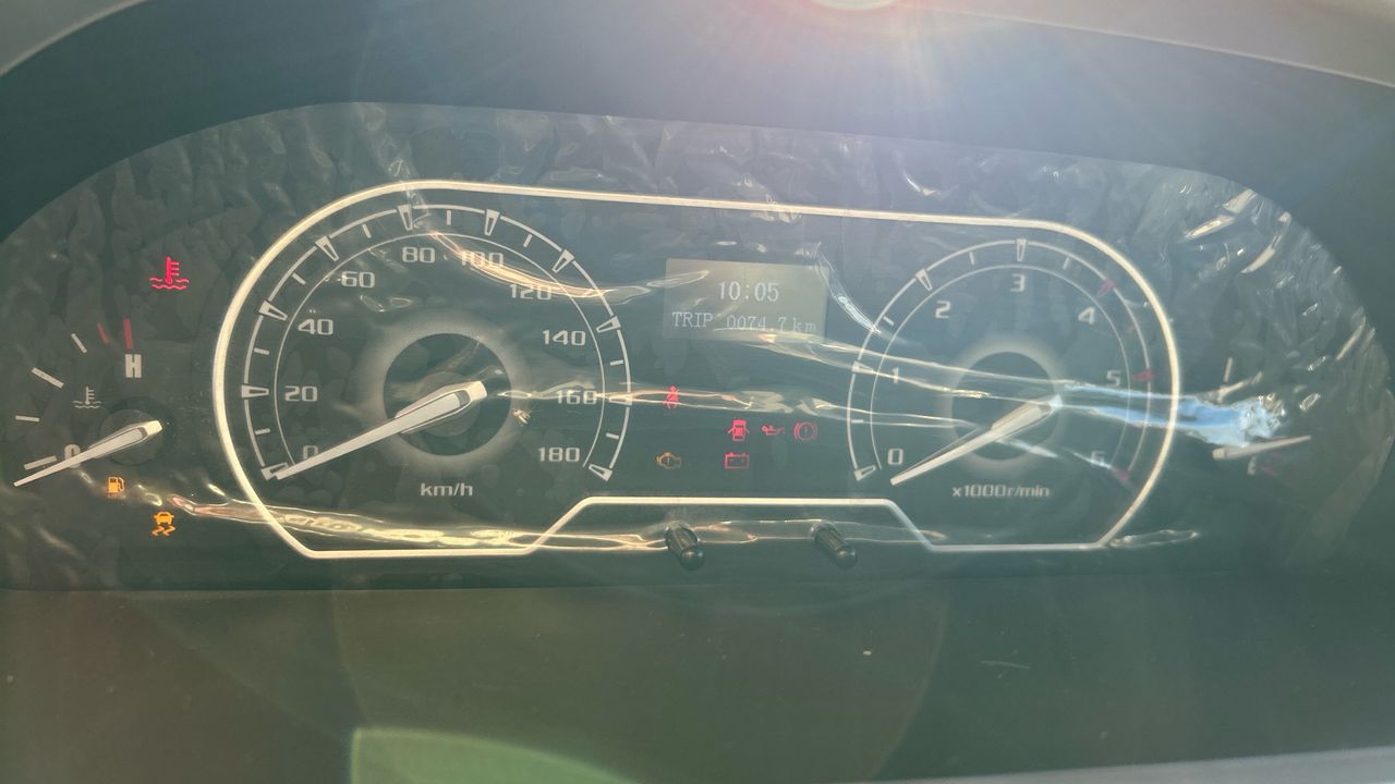 Maxus V80 2.5 V80 LWB H2 136 4P