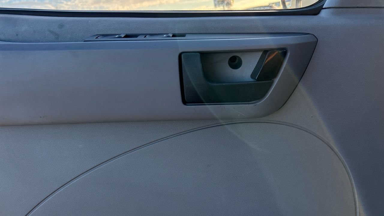 Maxus V80 2.5 V80 LWB H2 136 4P