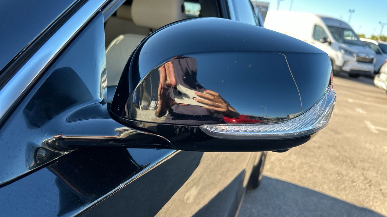 Infiniti QX30 2.2D PREMIUM TECH DCT 4WD 170 5P