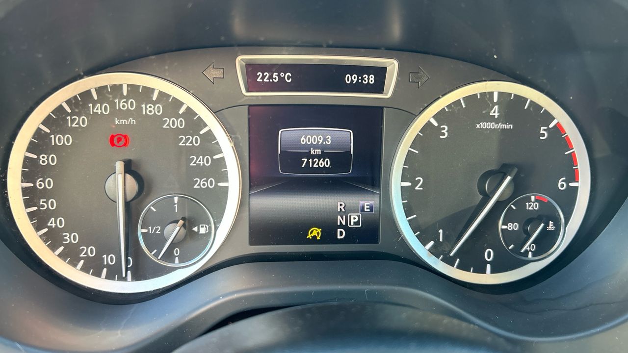 Infiniti QX30 2.2D PREMIUM TECH DCT 4WD 170 5P