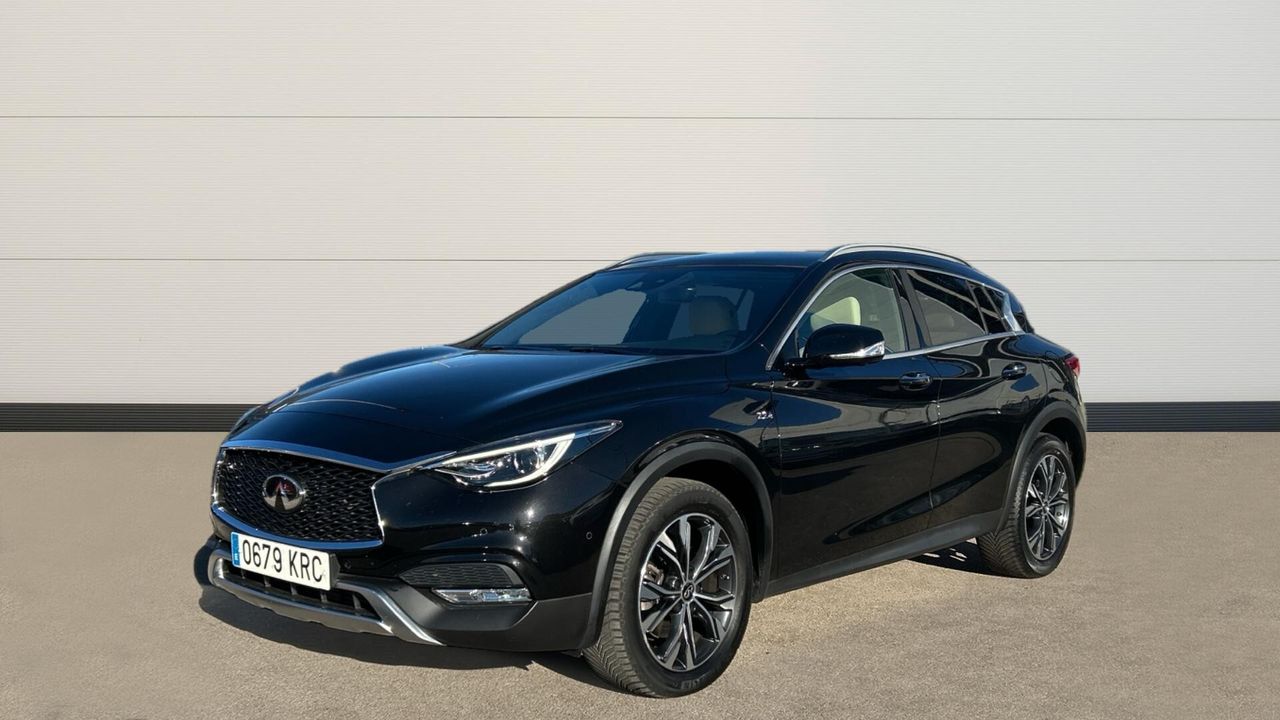 Infiniti QX30 2.2D PREMIUM TECH DCT 4WD 170 5P