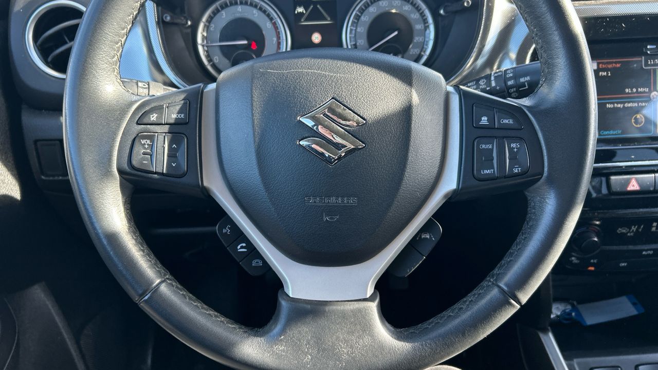 Suzuki Vitara 1.4 SMART HYBRID GLX 4WD 129 5P