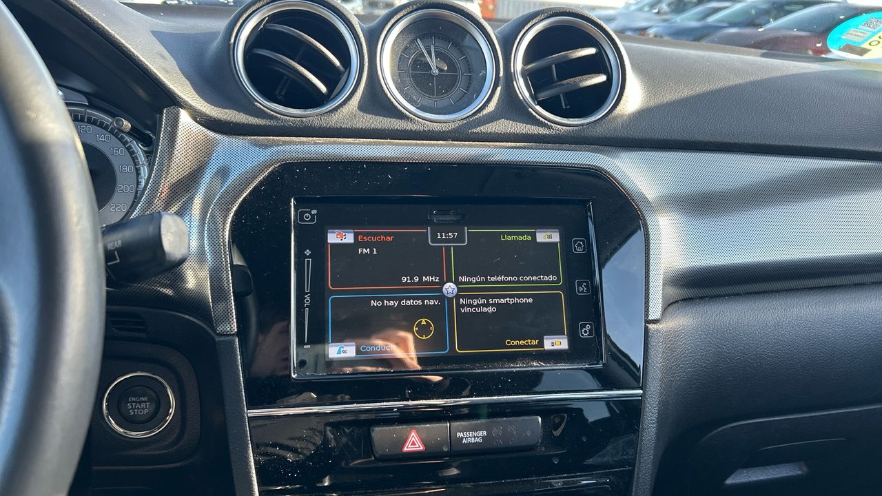 Suzuki Vitara 1.4 SMART HYBRID GLX 4WD 129 5P