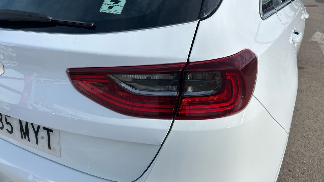 Kia Ceed 1.0 MHEV 74KW DRIVE DCT 100 5P