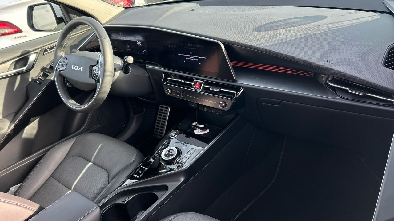 Kia Niro 1.6 GDI HEV EMOTION 129 5P