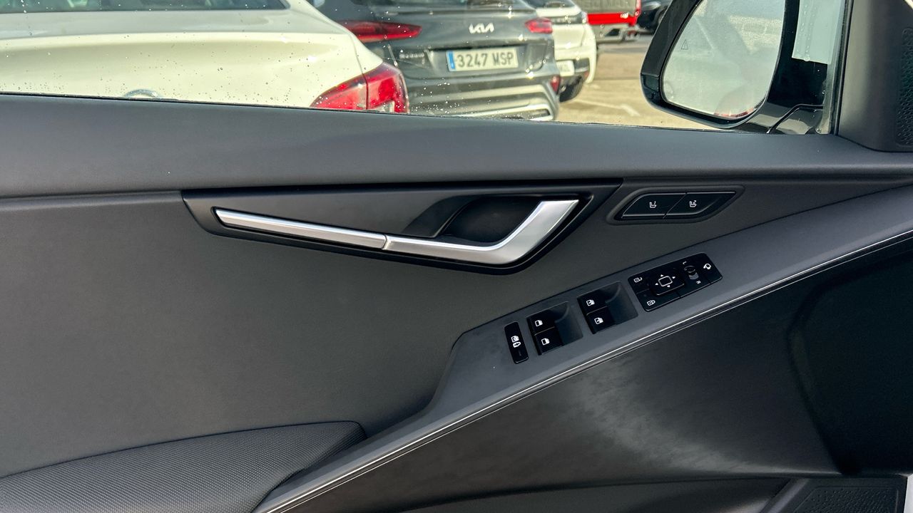 Kia Niro 1.6 GDI HEV EMOTION 129 5P