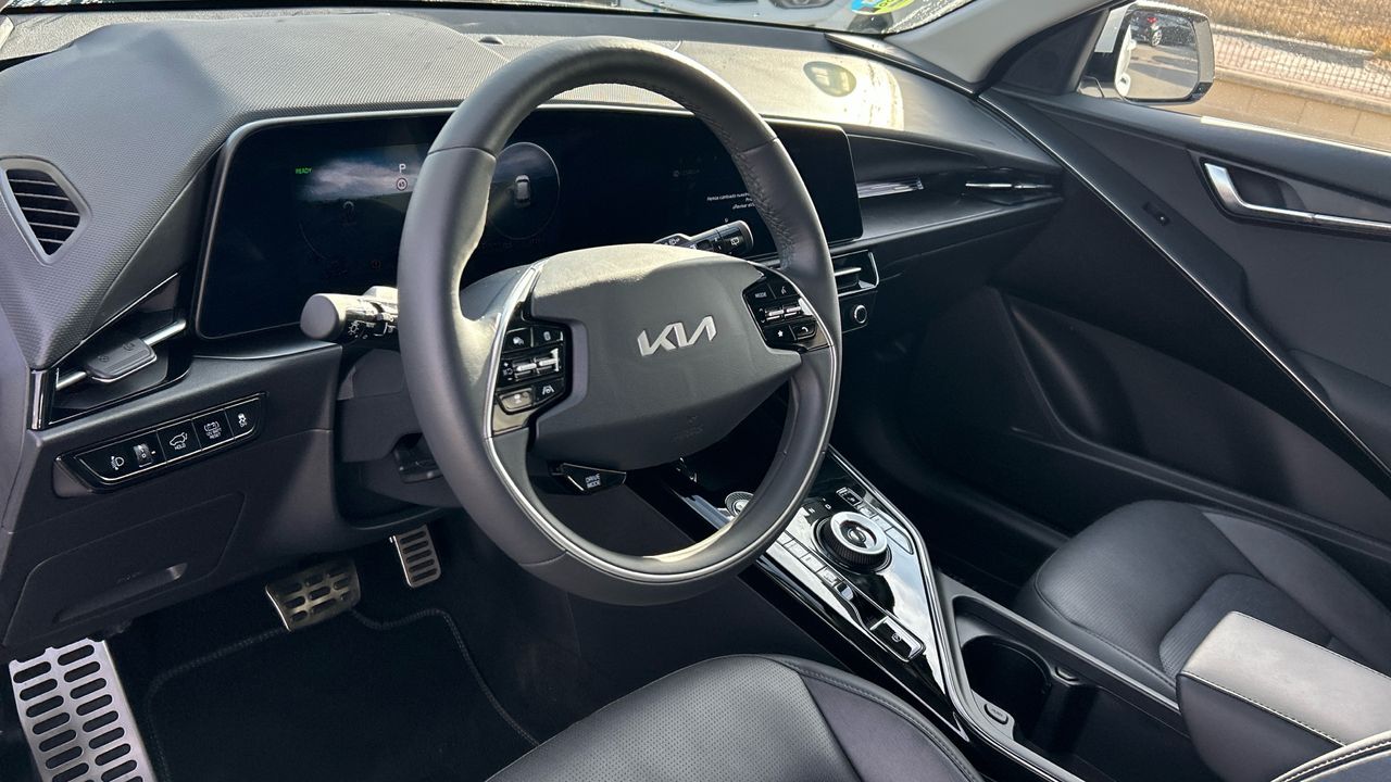 Kia Niro 1.6 GDI HEV EMOTION 129 5P