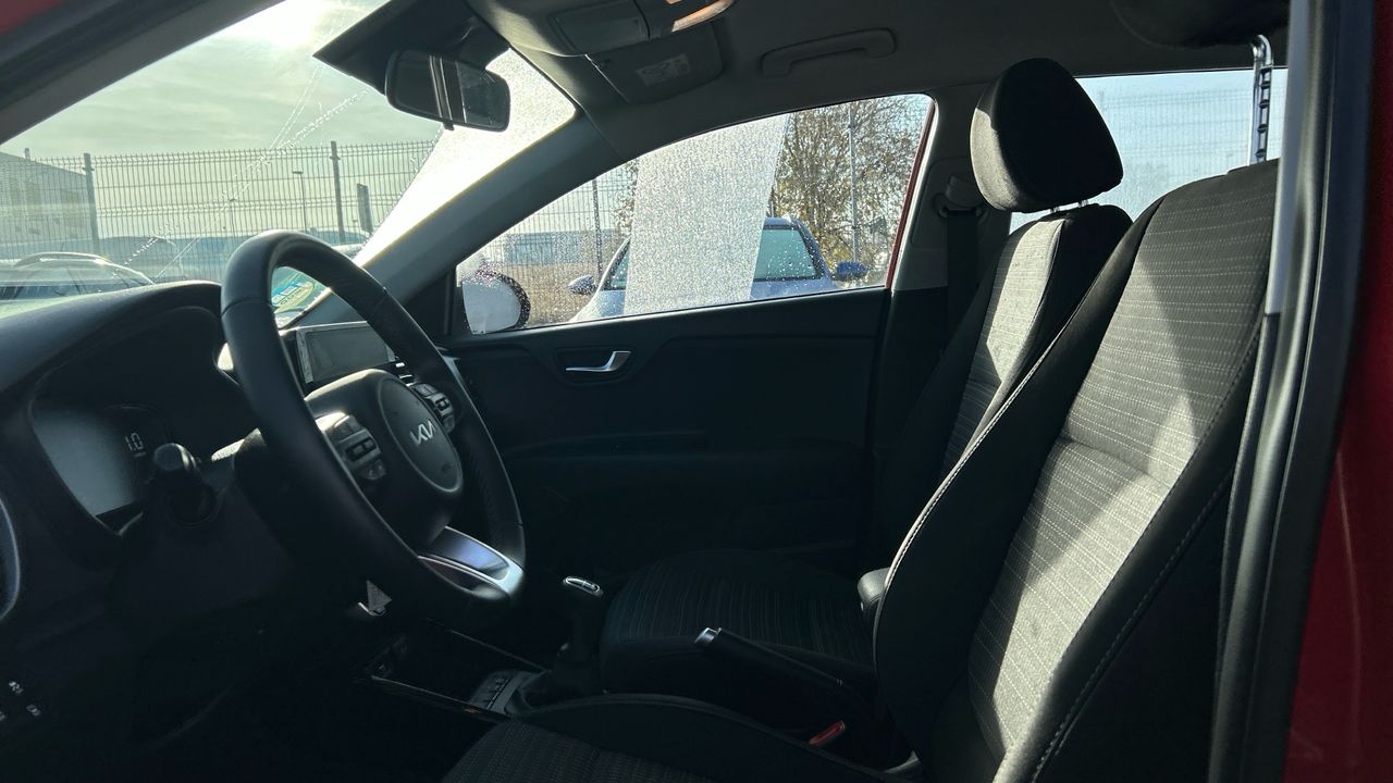 Kia Stonic 1.0 T-GDI MHEV IMT 74KW DRIVE 100 5P