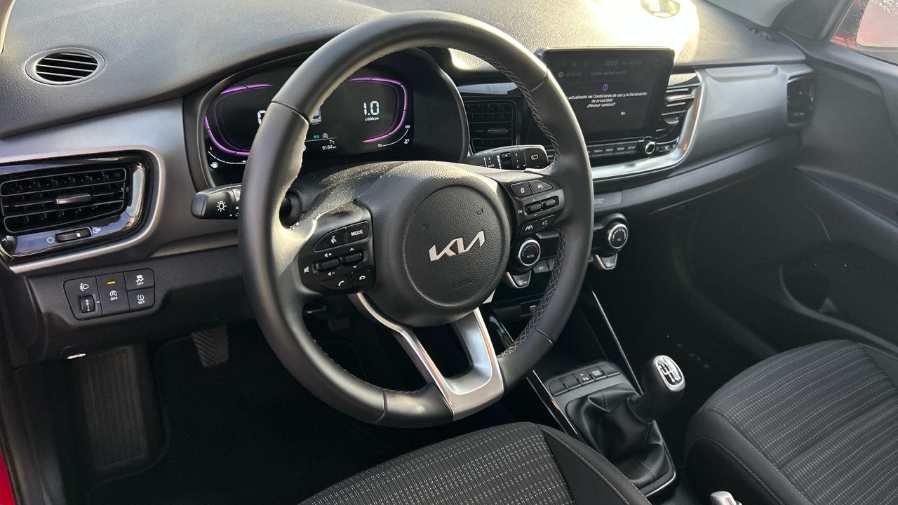 Kia Stonic 1.0 T-GDI MHEV IMT 74KW DRIVE 100 5P