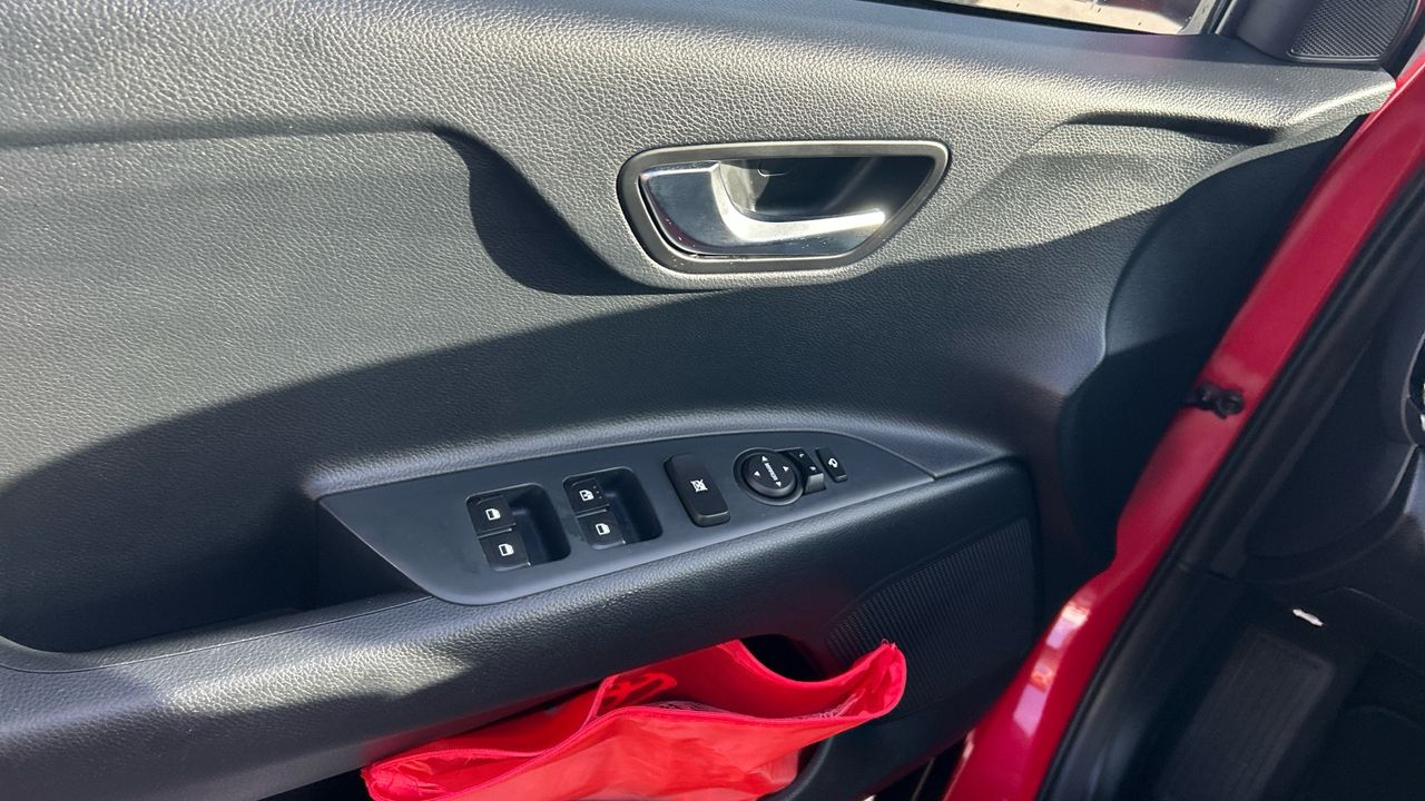 Kia Stonic 1.0 T-GDI MHEV IMT 74KW DRIVE 100 5P