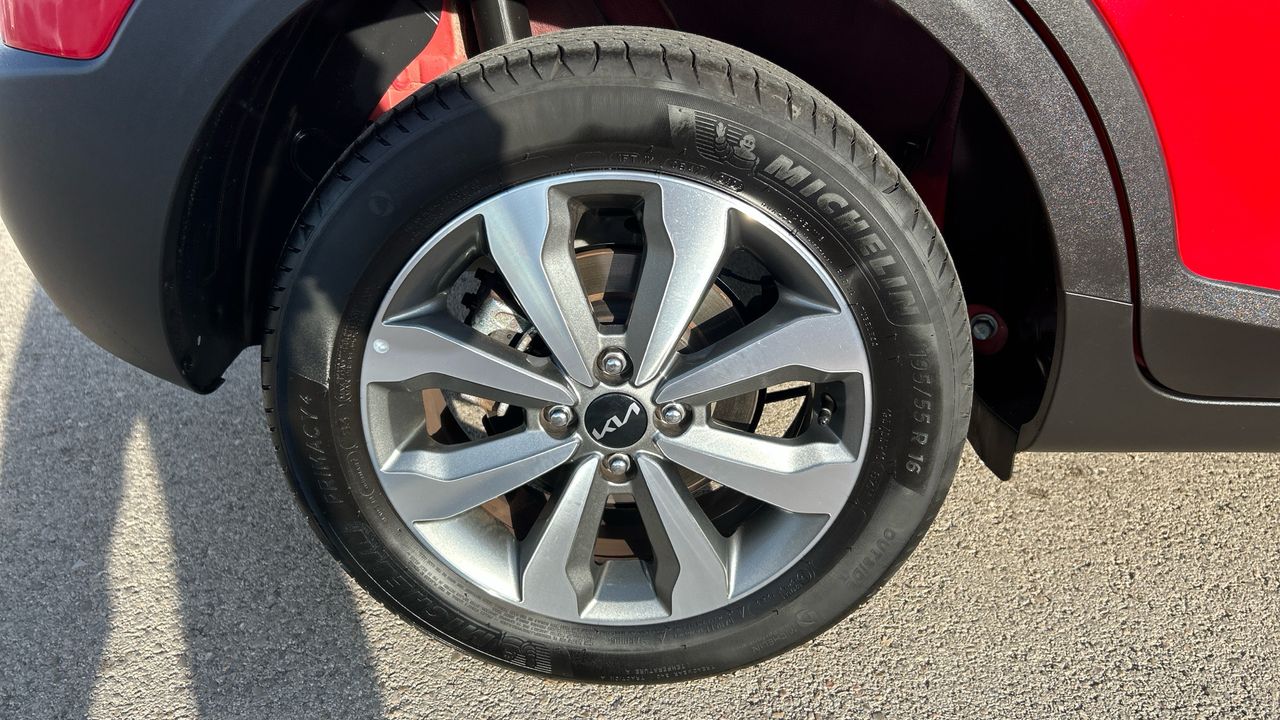 Kia Stonic 1.0 T-GDI MHEV IMT 74KW DRIVE 100 5P