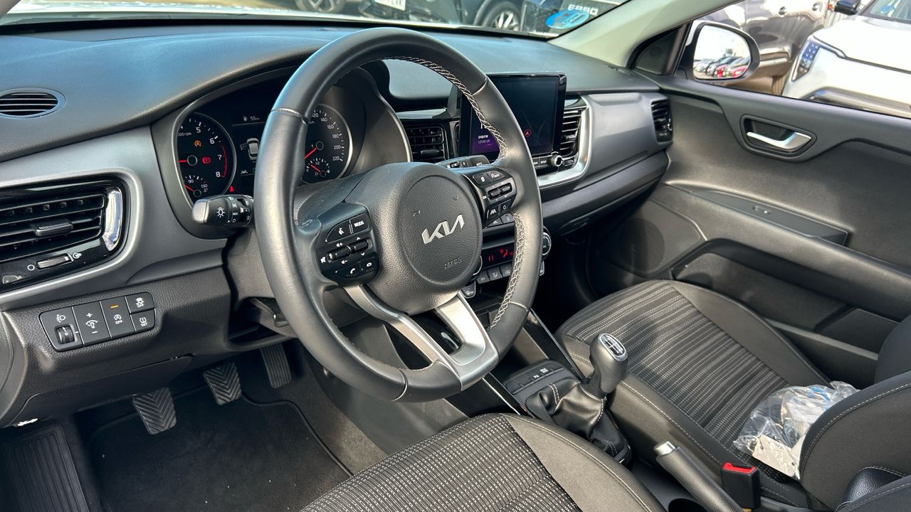 Kia Stonic 1.0 T-GDI MHEV IMT 74KW DRIVE 100 5P