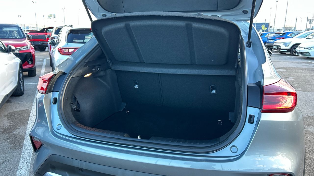 Kia XCeed 1.5 MHEV 103KW DRIVE DCT 140 5P