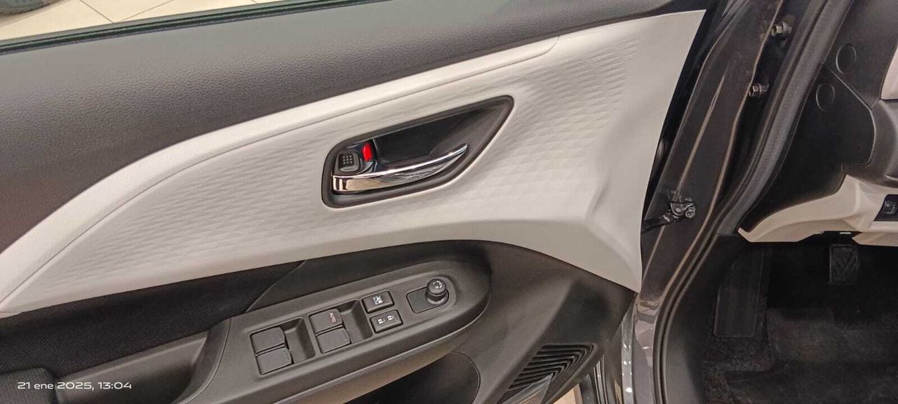 Suzuki Swift 1.2 MILD HYBRID S2 81 5P