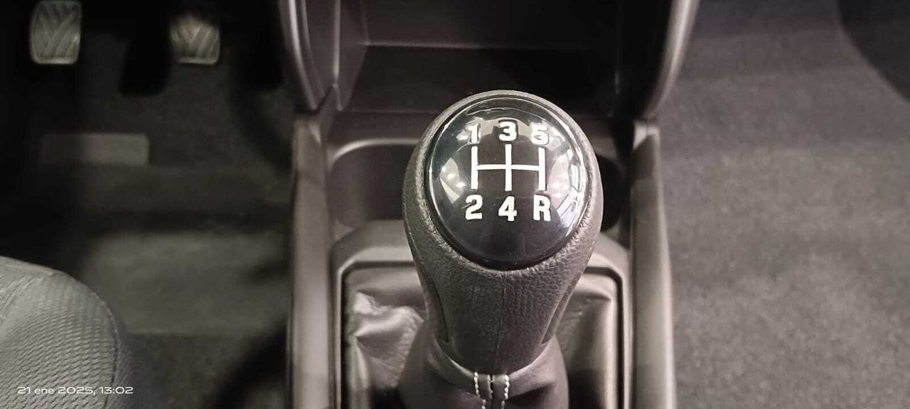 Suzuki Swift 1.2 MILD HYBRID S2 81 5P