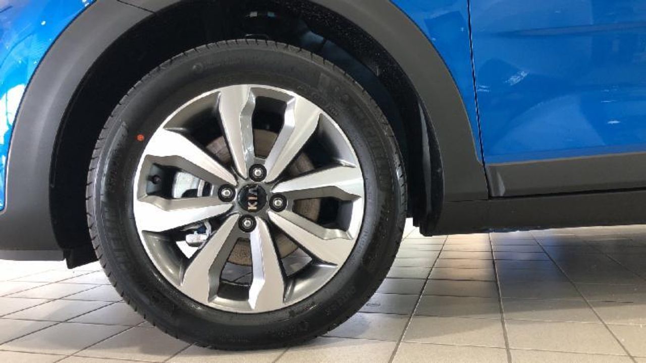 Kia Stonic 1.0 T-GDI MHEV IMT 74KW DRIVE 100 5P