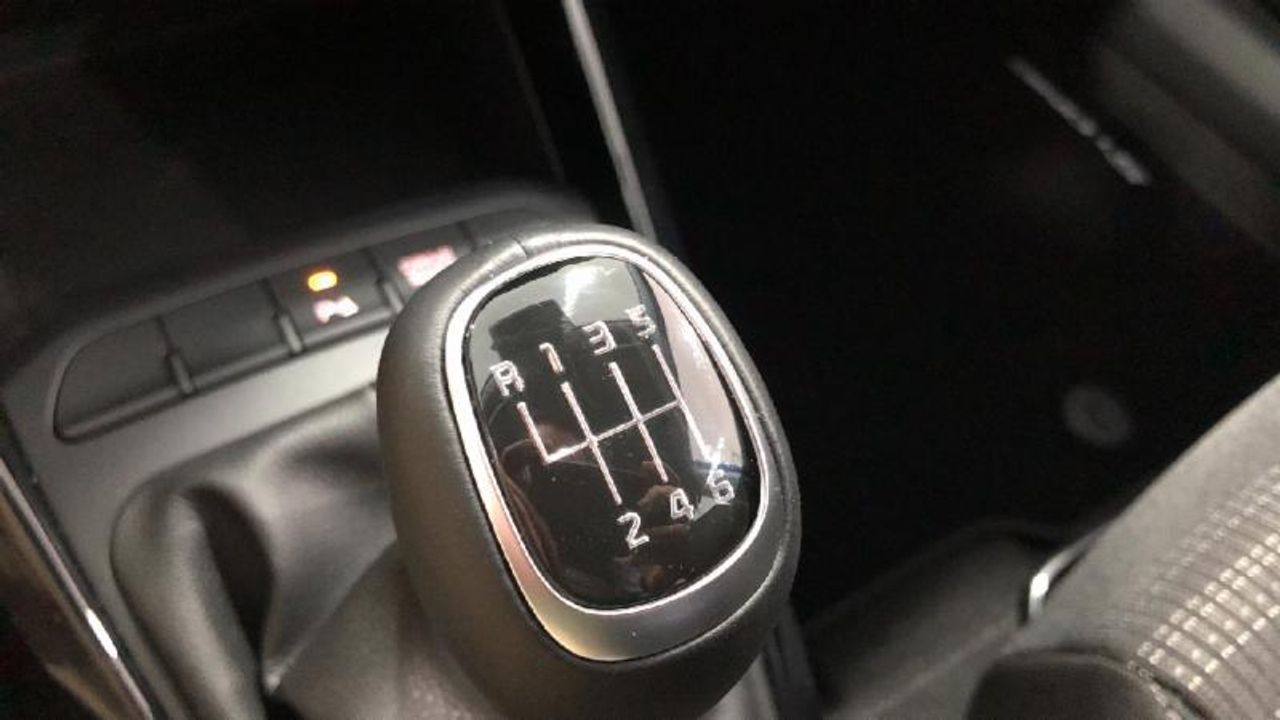 Kia Stonic 1.0 T-GDI MHEV IMT 74KW DRIVE 100 5P