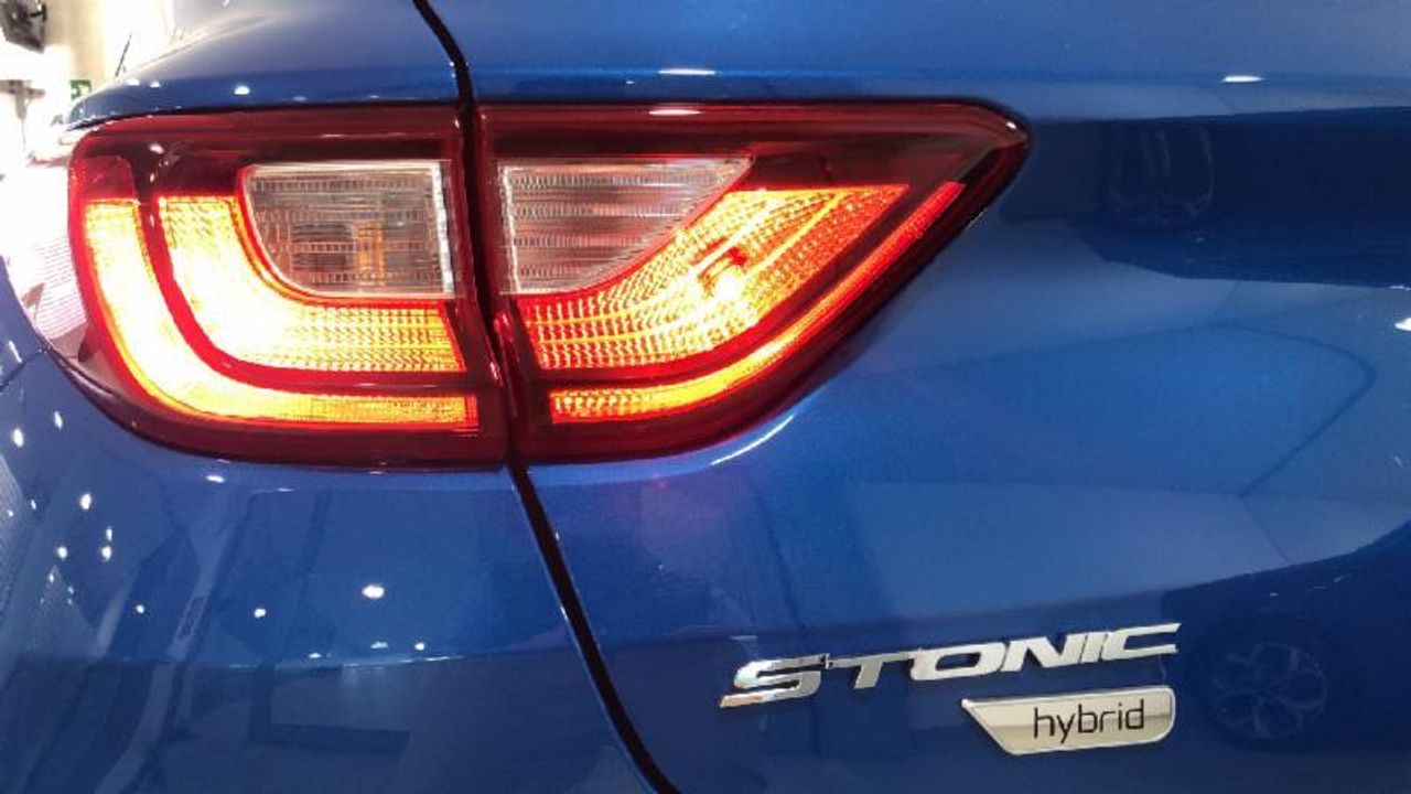 Kia Stonic 1.0 T-GDI MHEV IMT 74KW DRIVE 100 5P