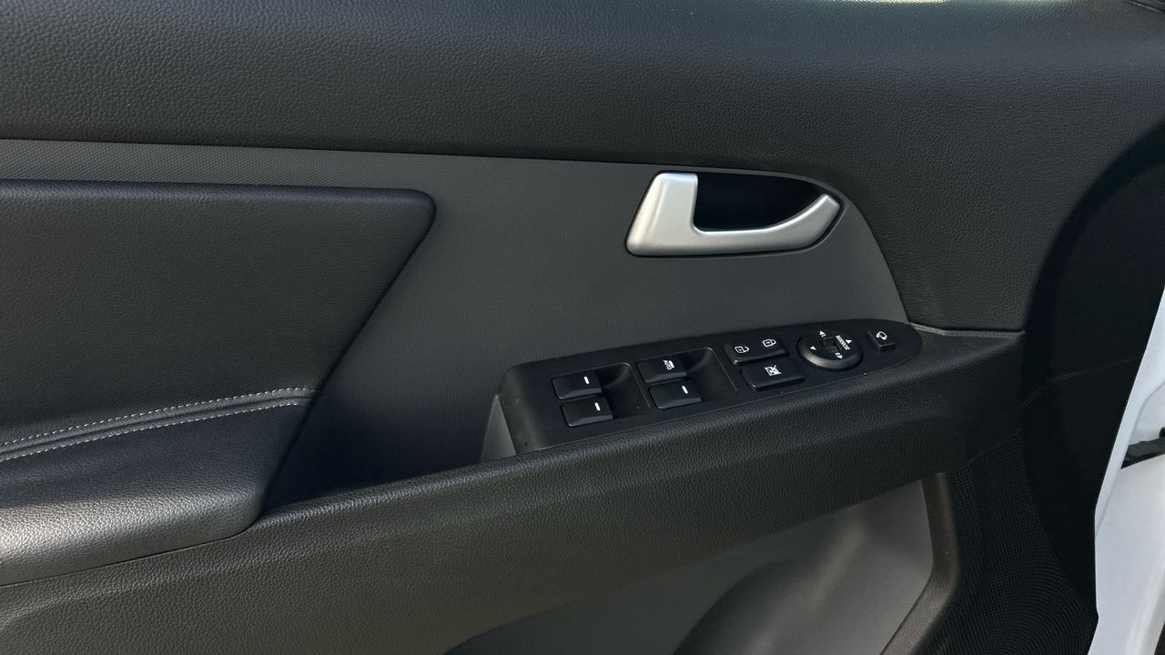 Kia Sportage 1.6 GDI X-TECH ECO-DYNAMICS 2WD 135 5P