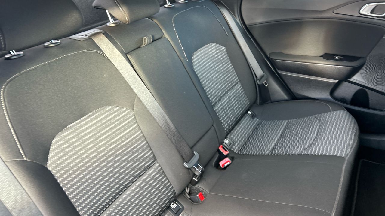 Kia XCeed 1.6 MHEV 100KW CONCEPT 136 5P