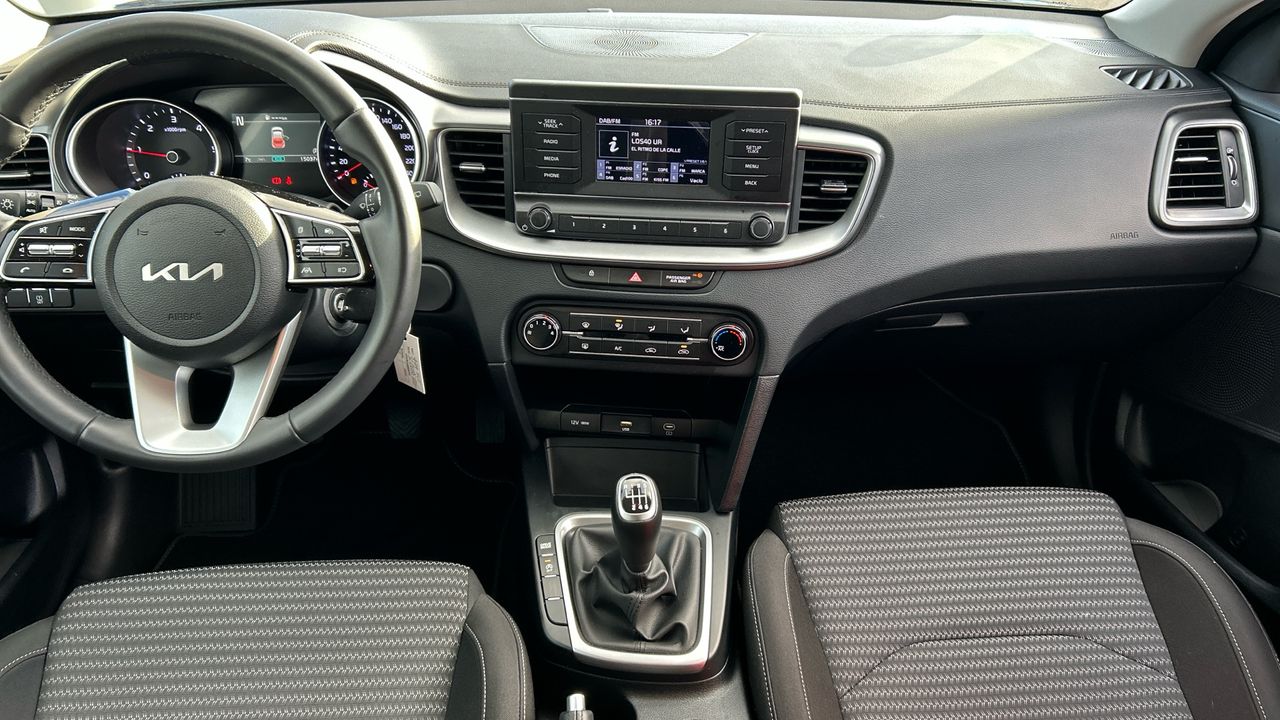 Kia XCeed 1.6 MHEV 100KW CONCEPT 136 5P