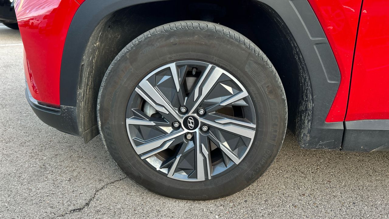 Hyundai Tucson 1.6 TGDI HEV 169KW MAXX AUTO 230 5P