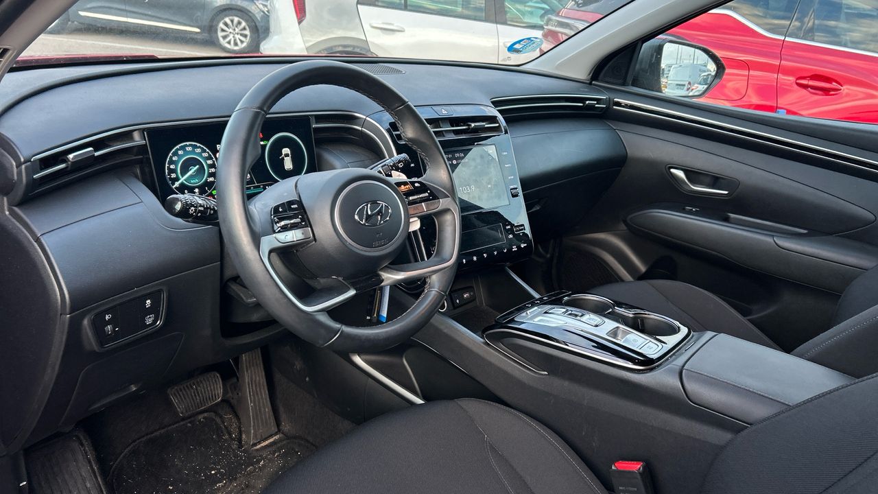 Hyundai Tucson 1.6 TGDI HEV 169KW MAXX AUTO 230 5P