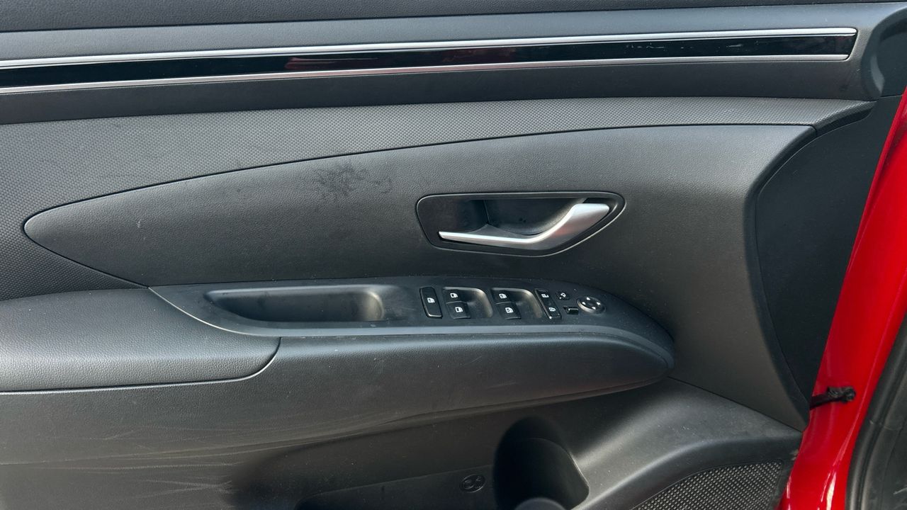 Hyundai Tucson 1.6 TGDI HEV 169KW MAXX AUTO 230 5P