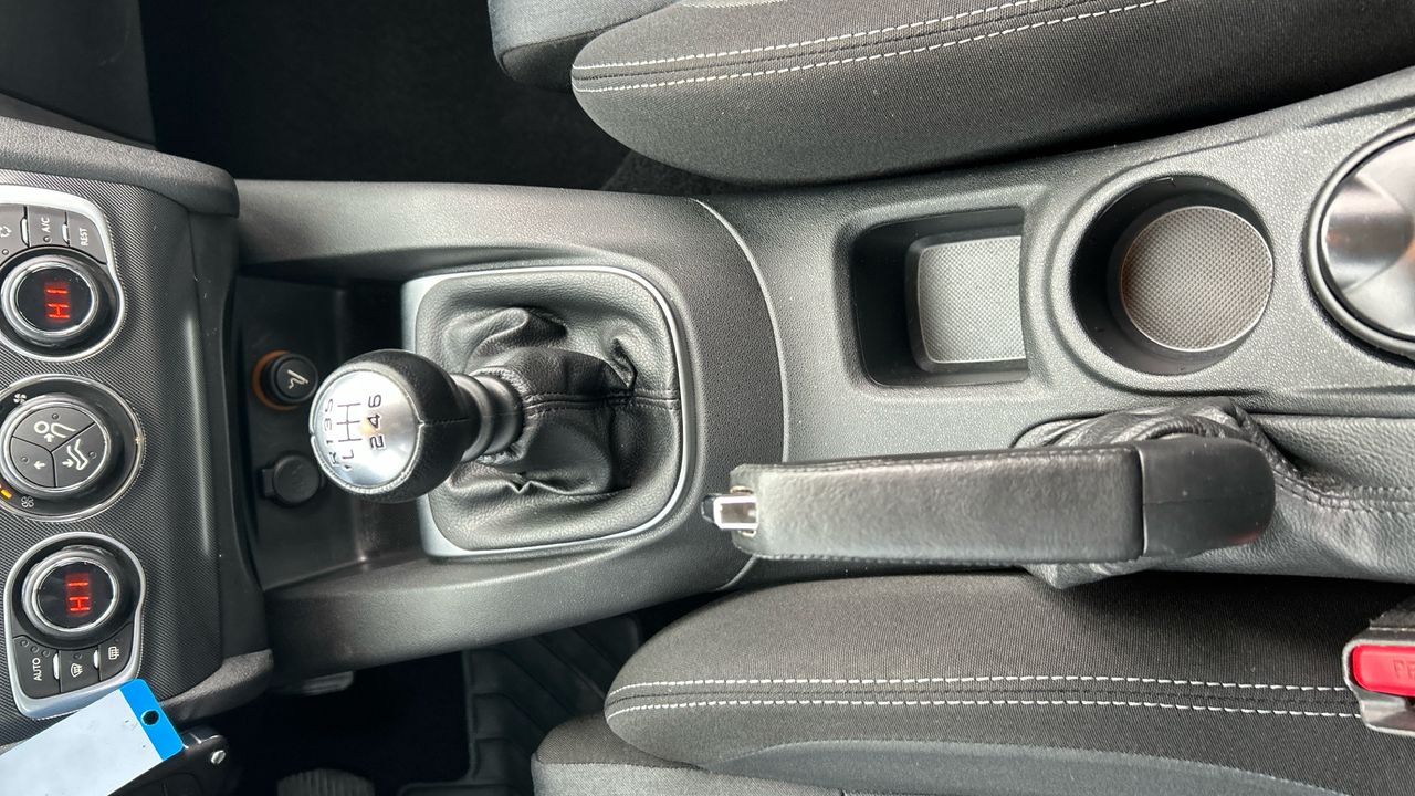 Citroën C4 1.6 E-HDI 110 SEDUCTION 112 5P