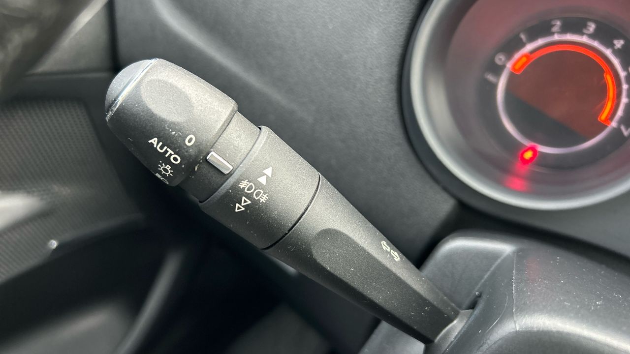 Citroën C4 1.6 E-HDI 110 SEDUCTION 112 5P