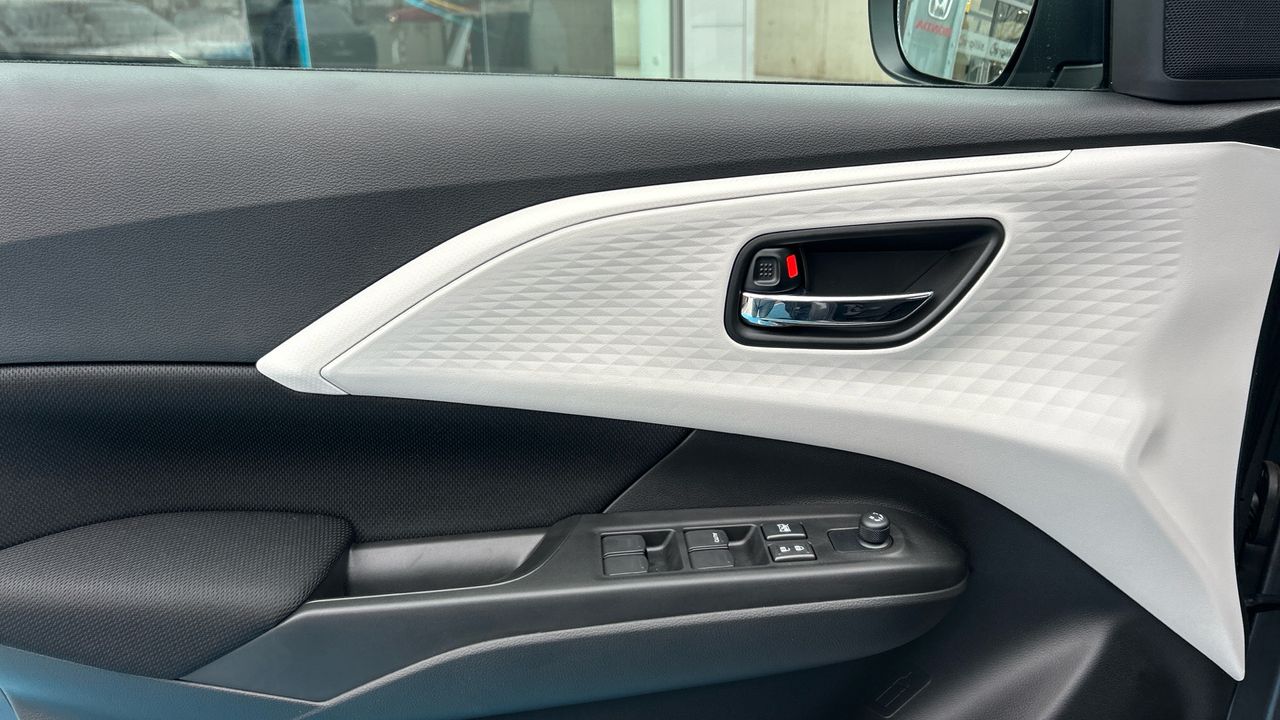 Suzuki Swift 1.2 MILD HYBRID S2 81 5P