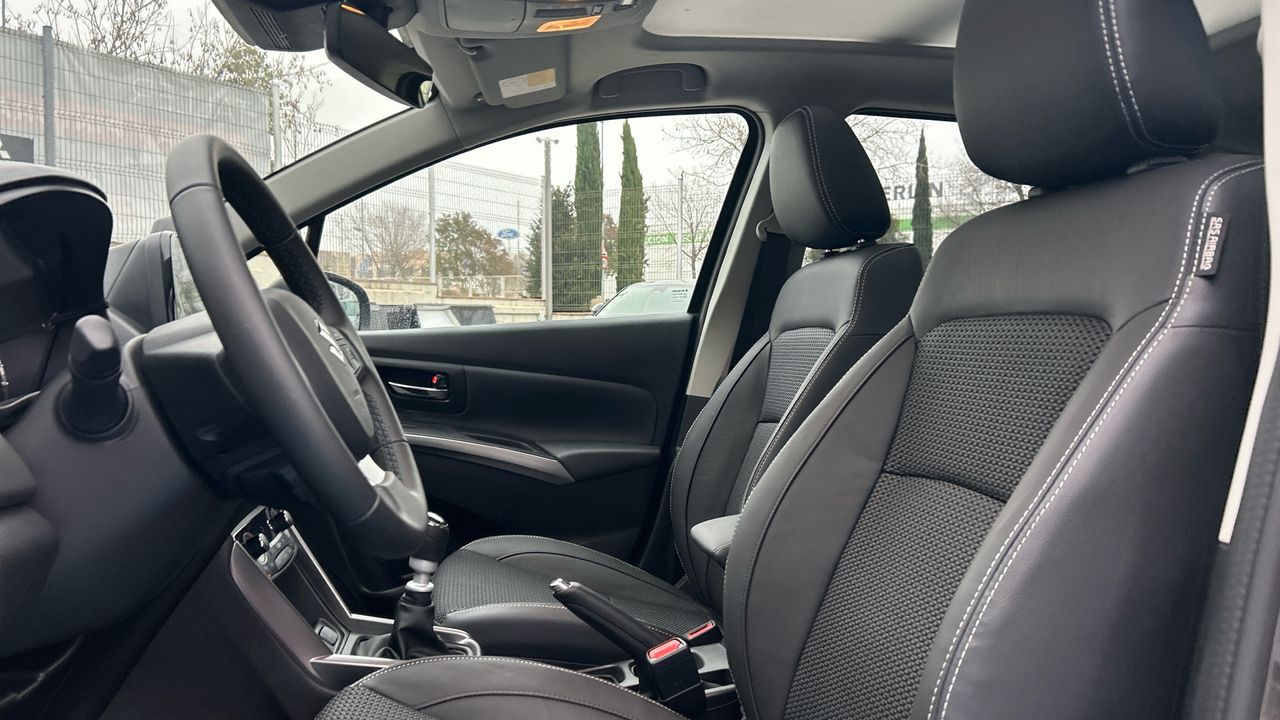 Suzuki SCross 1.4 BOOSTER MHEV S3 129 5P