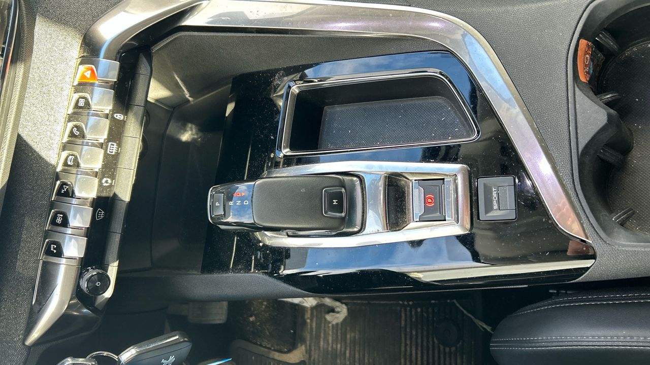 Peugeot 5008 1.5 BLUEHDI 96KW S&S ALLURE 130 5P 7 Plazas