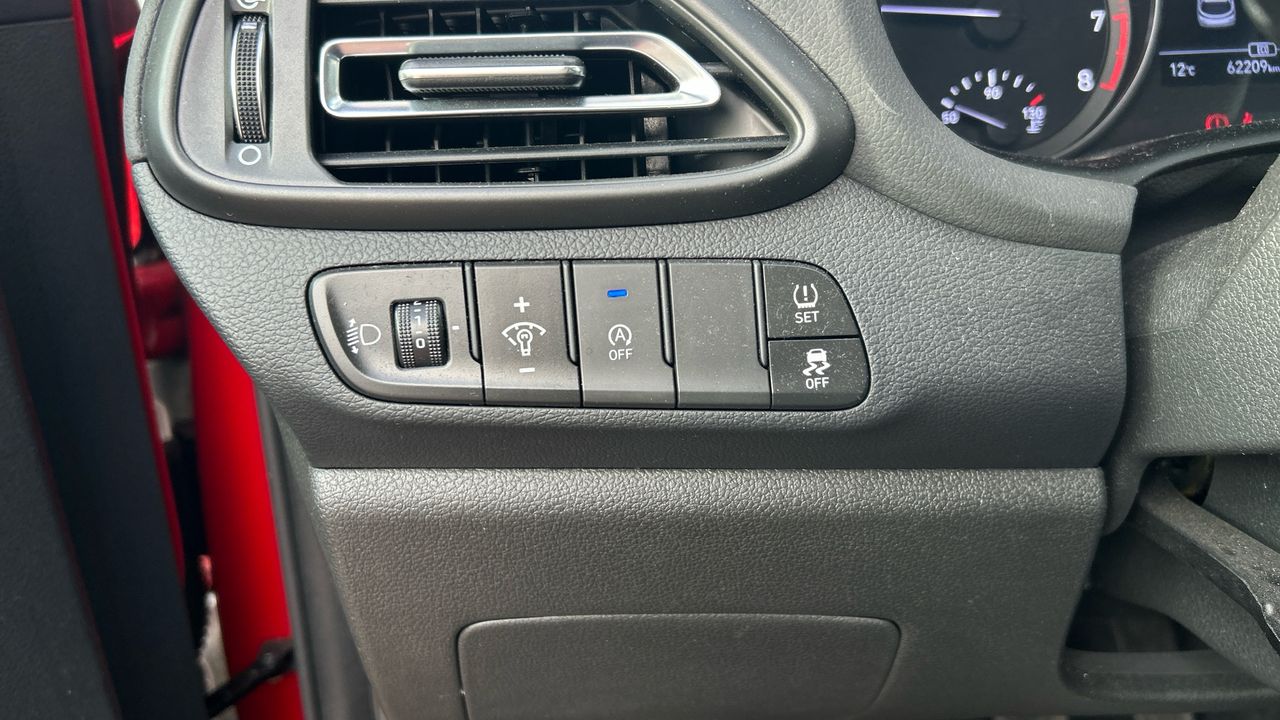 Hyundai i30 1.0 TGDI 48V KLASS 120 5P